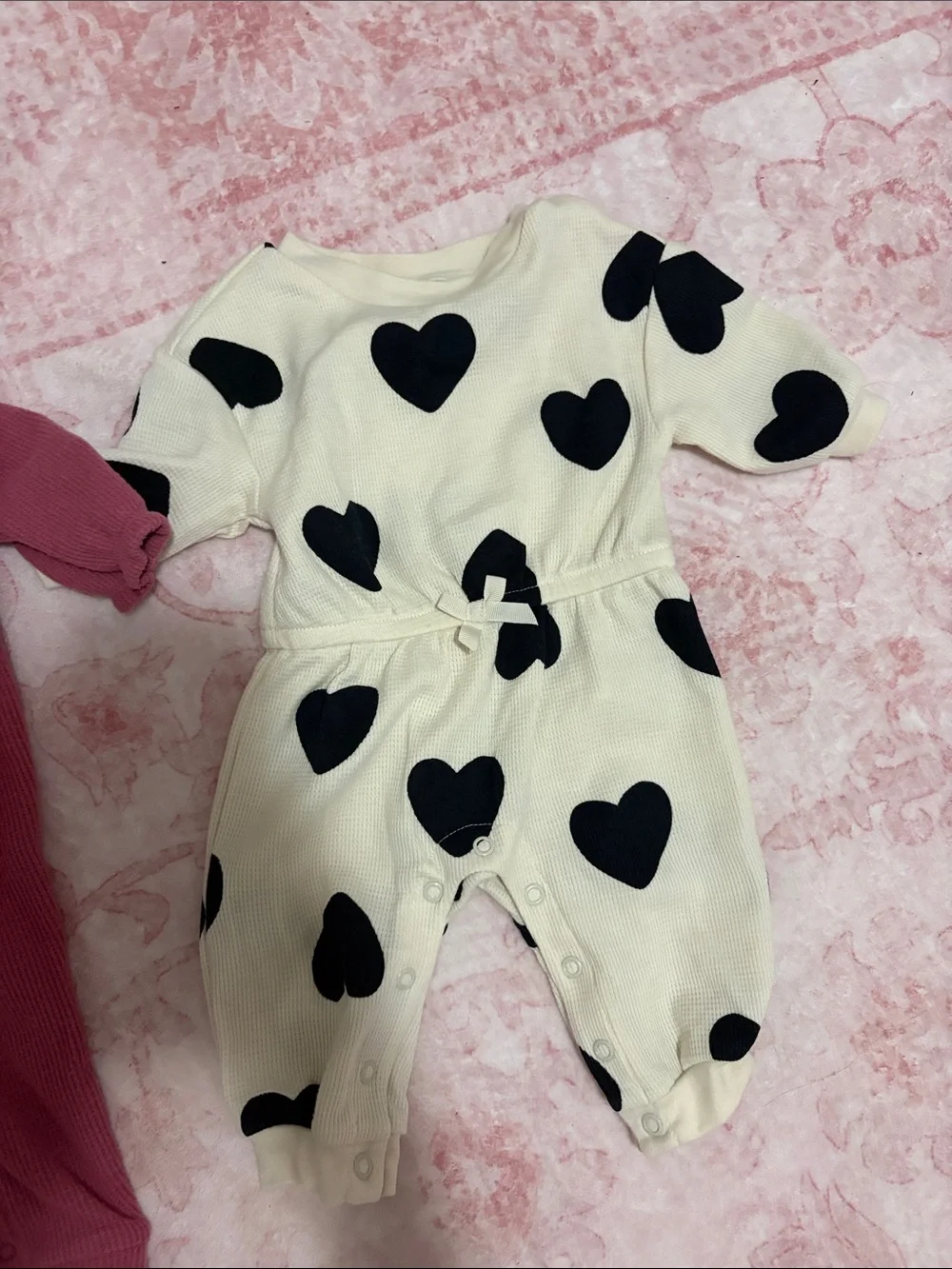 Set of 2 Baby Rompers - Pink Knit + White Hearts